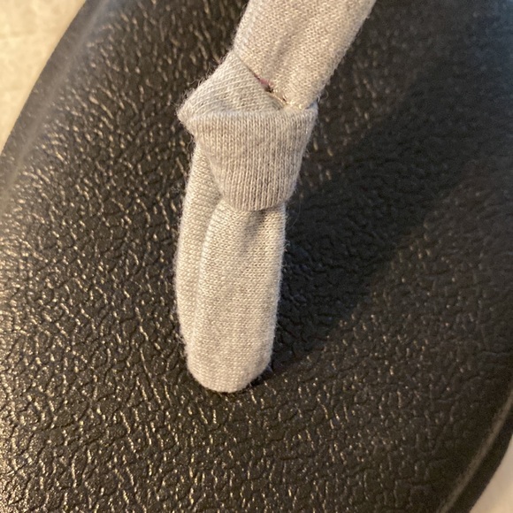 SANUK Yoga Sling “Ella” Sandals in Grey. Women’s size 7, New with Tags - Picture 9 of 13